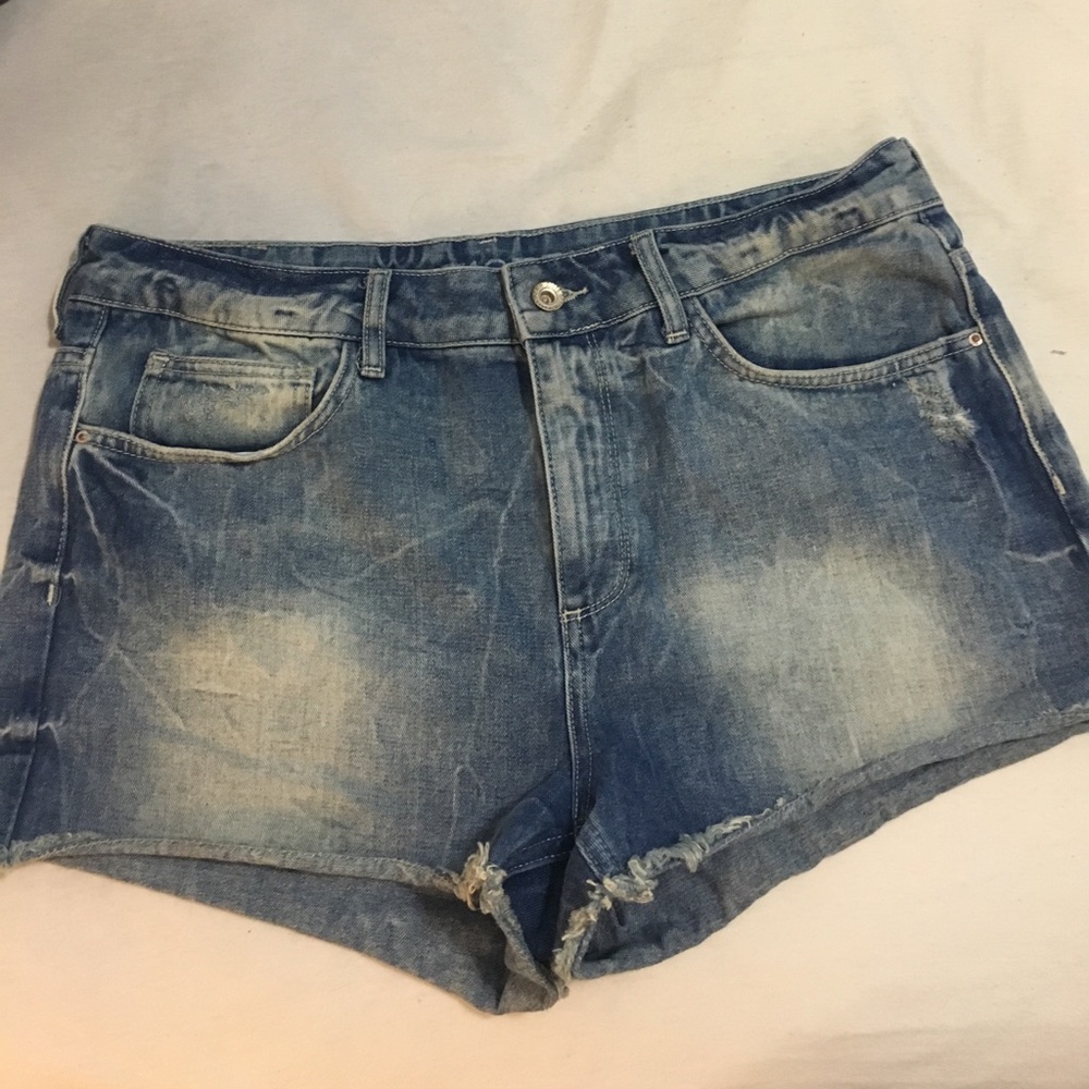Zara jean shorts!