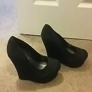 Platform shoes