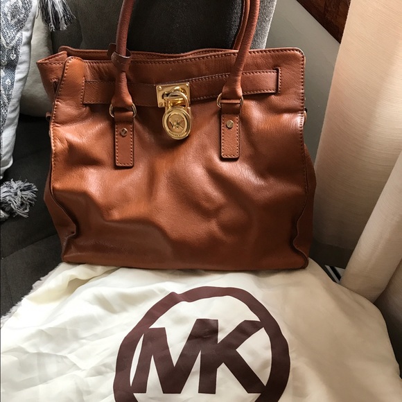 MICHAEL KORS LARGE HAMILTON HANDBAG - Picture 2 of 8