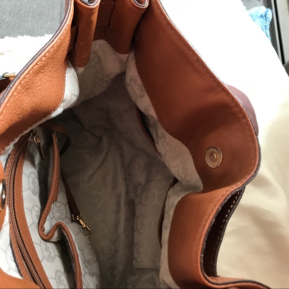 MICHAEL KORS LARGE HAMILTON HANDBAG - Picture 5 of 8