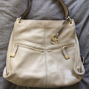 Light gray Michael Kors Medium size tote!!