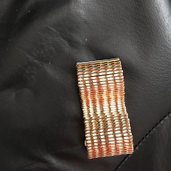 Make it easy with a snazzy bracelet! - Picture 4 of 4