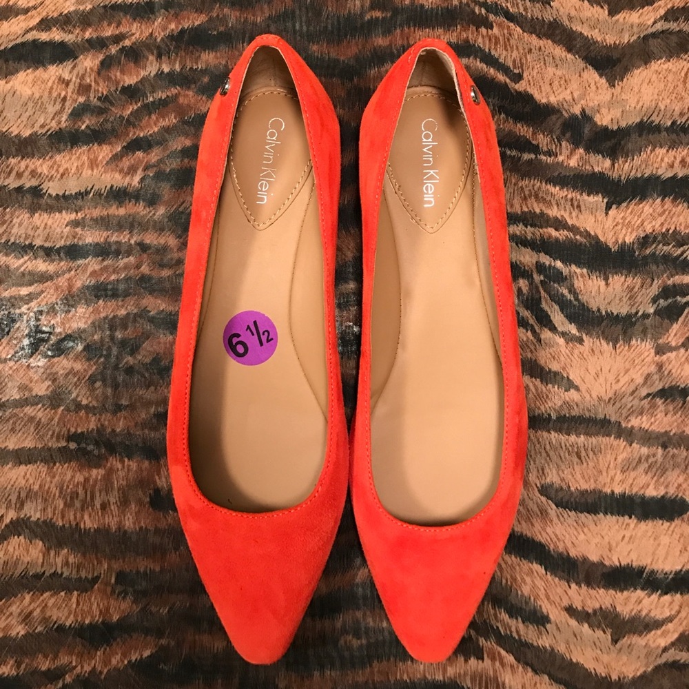 Calvin Klein Elle Suede Flats Sz 6.5