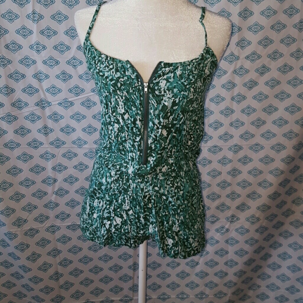 Guess spaghetti strap zip front romper