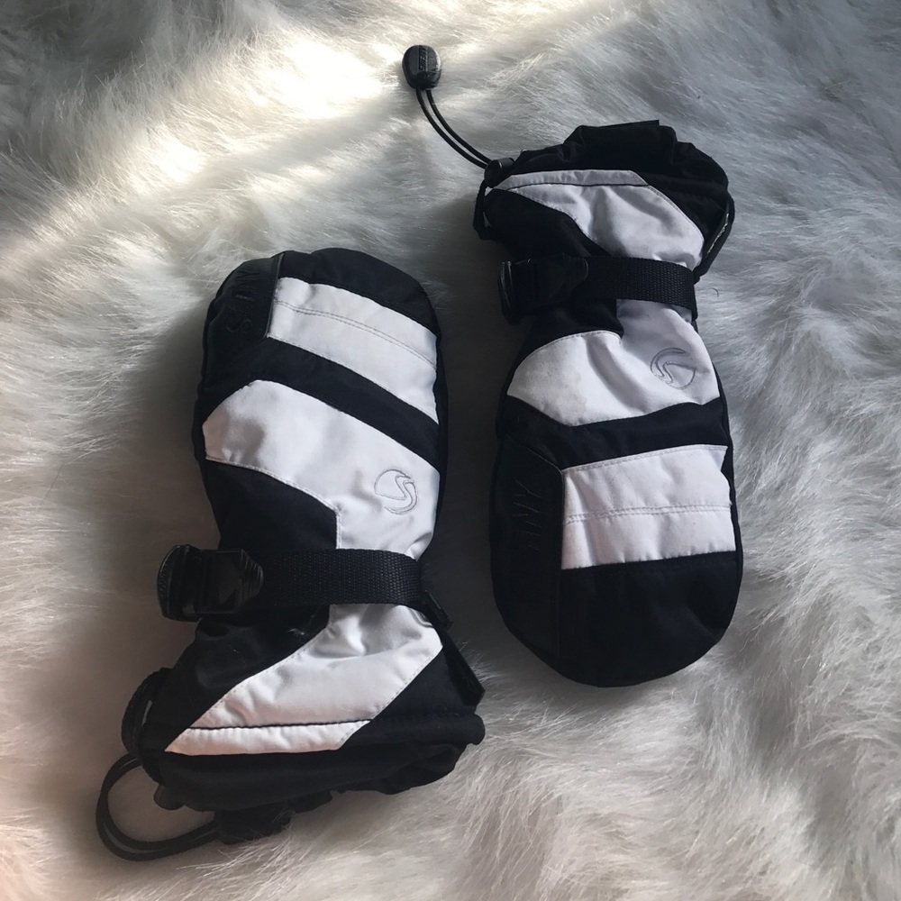 Ski/snowboard mittens