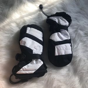 Ski/snowboard mittens