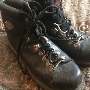 Men's size 10 Harley Davidson riding boots