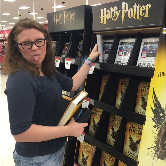 Meet your Posher, Heather - Picture 3 of 4