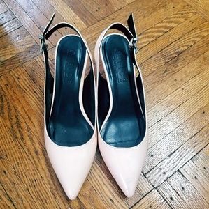 Cute peachy kitten heels! Perfect for office!