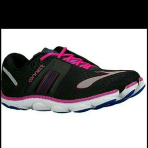 Brooks Pure Connect