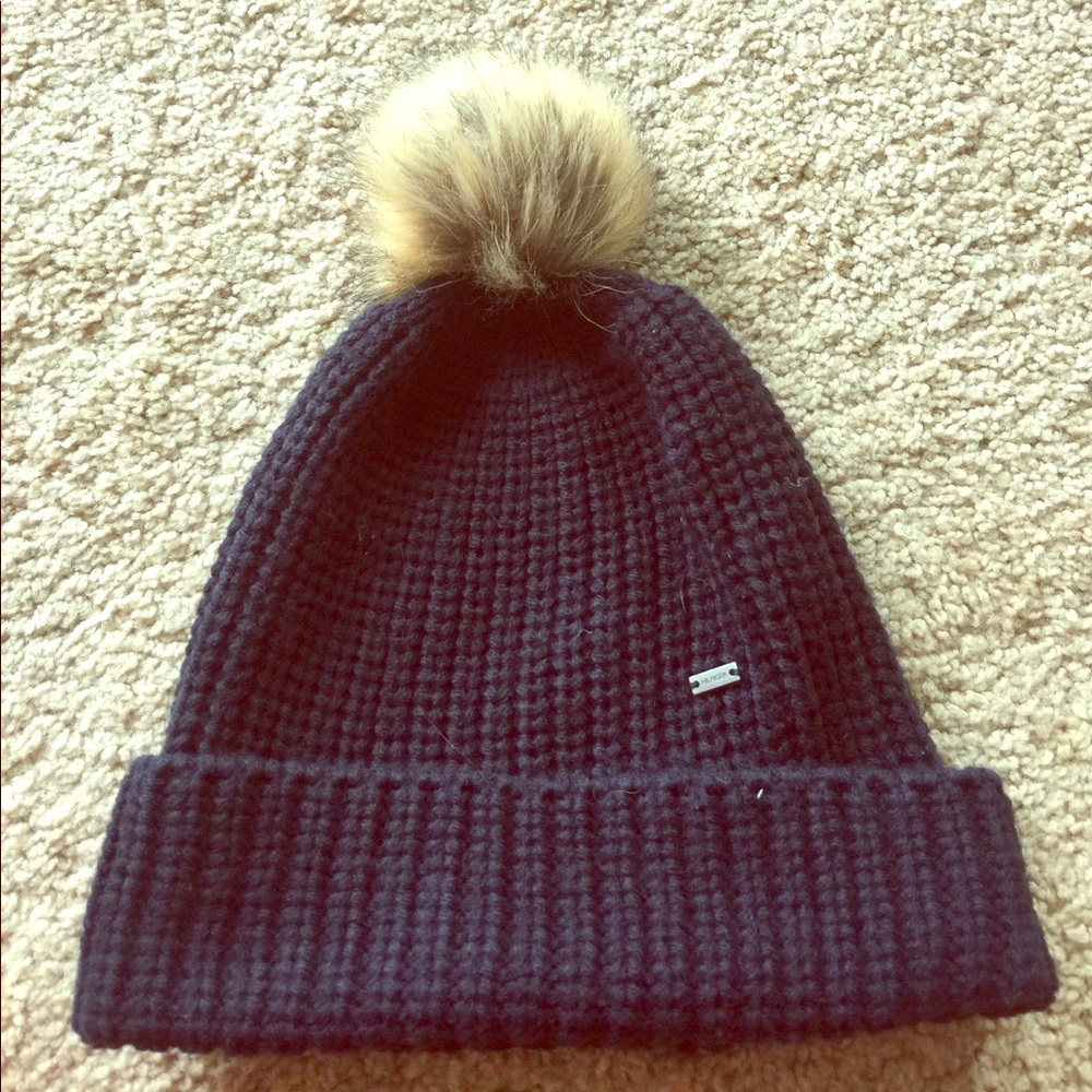 Tommy Hilfiger winter hat