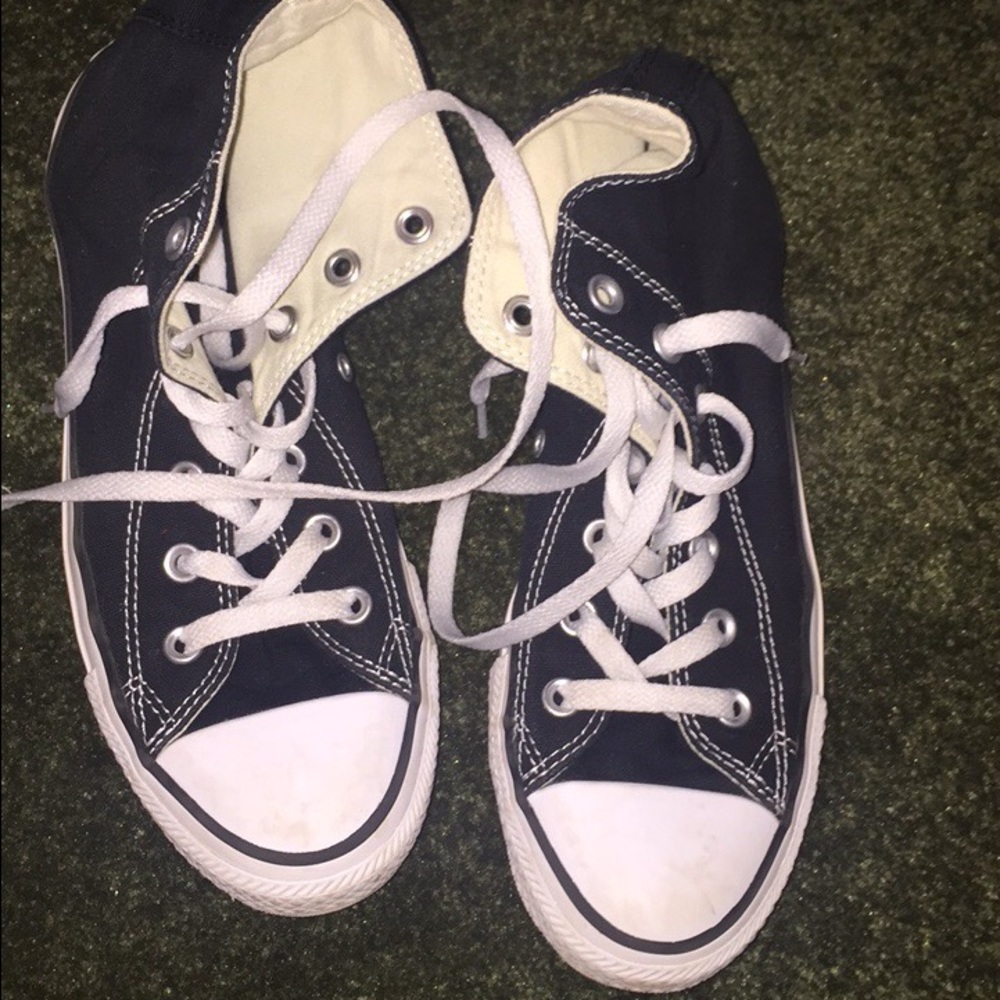 Black high top converse