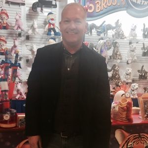 Meet your Posher, Stephen