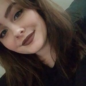 Meet your Posher, Skylar