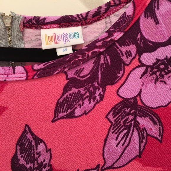 Lularoe medium Amelia - Picture 3 of 3