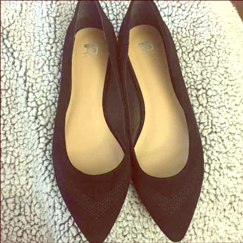 Black flats
