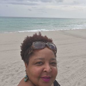 Meet your Posher, Marcia