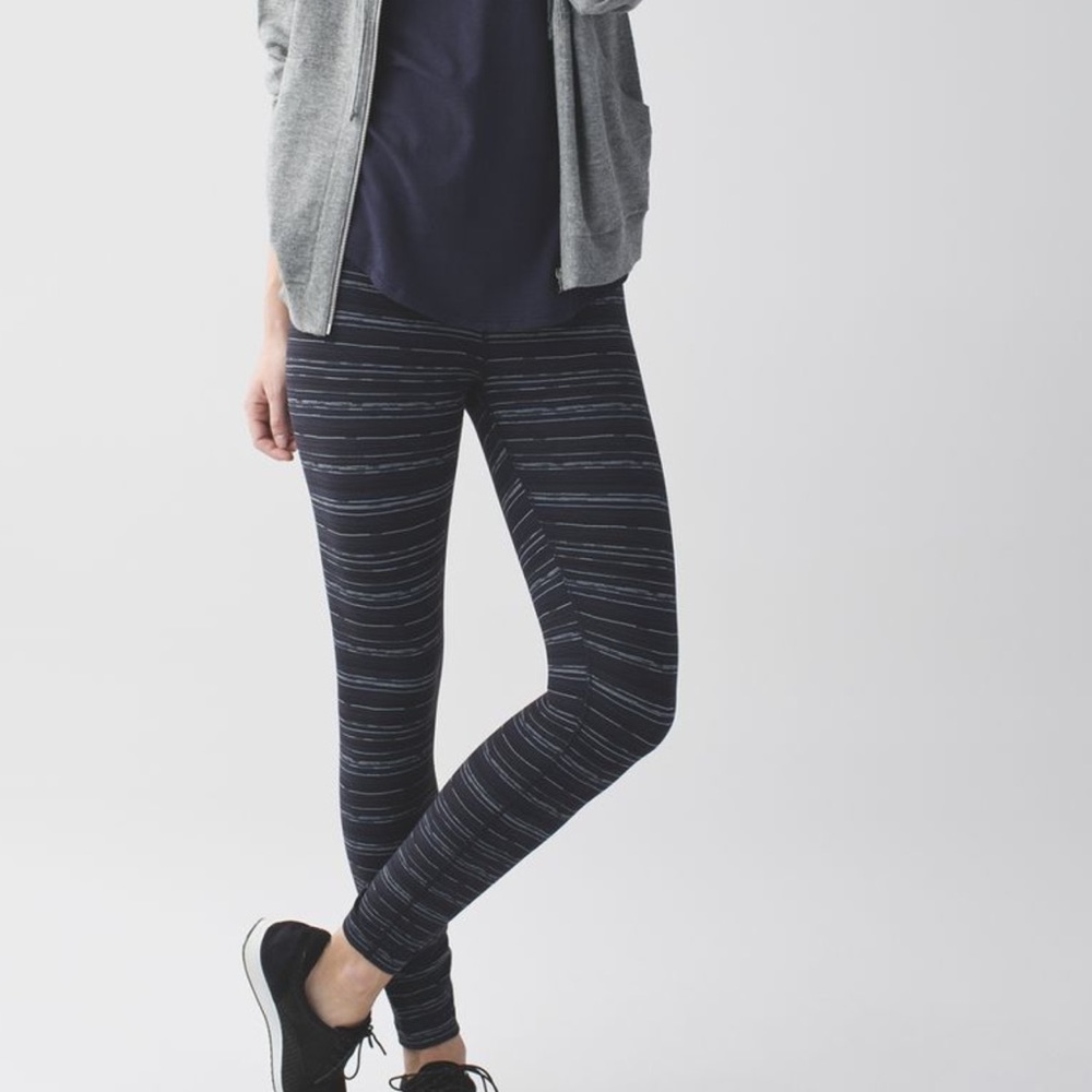 Lululemon High Times 7/8, size 4.