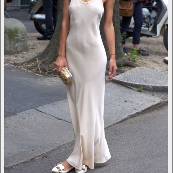 SOLD🔴90s Maxi Silk Slip Dress - Picture 8 of 8