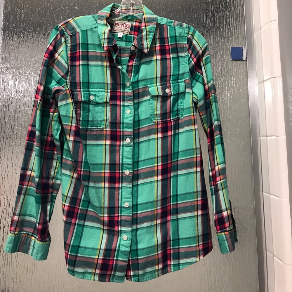 REDUCED!! Women's old navy plaid button down