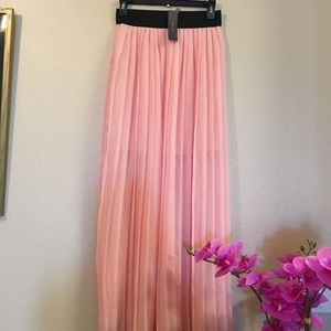 Long pretty skirts made in Jesse & J USA 🇺🇸