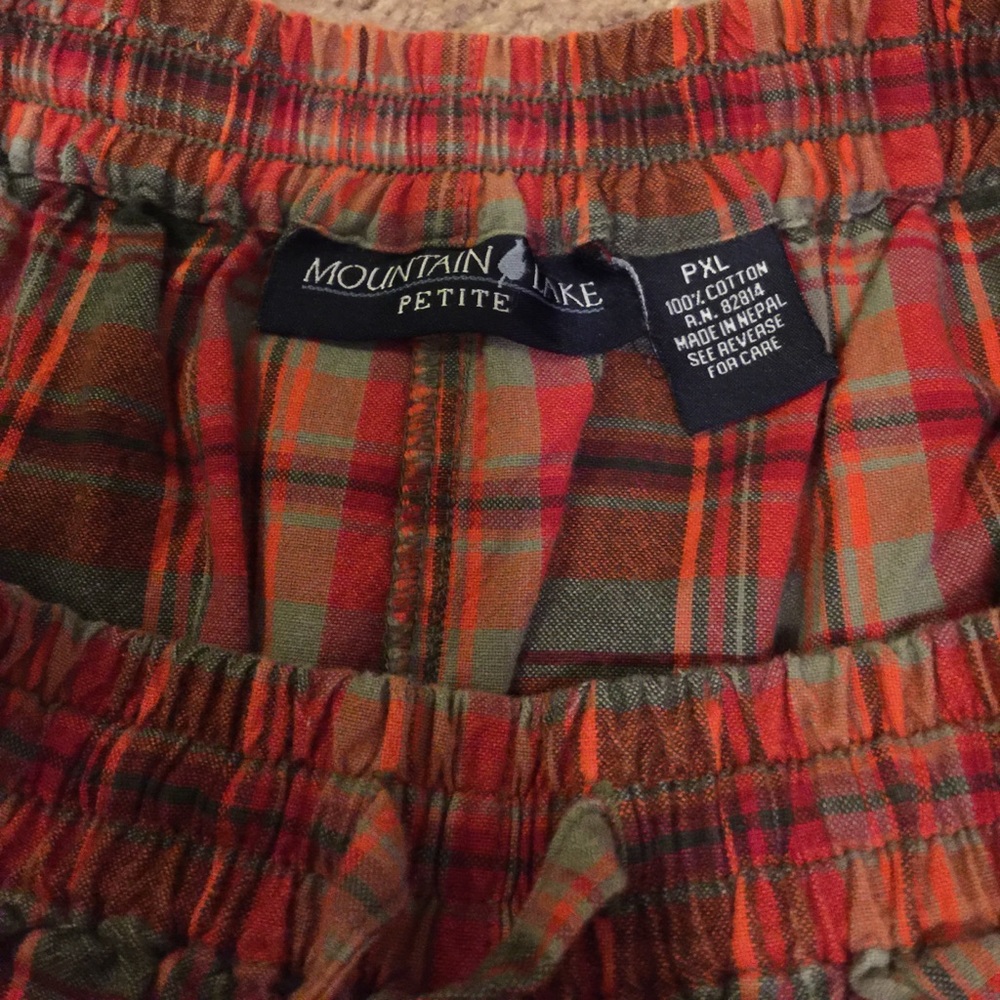 🍄MOUNTAIN LAKES🍄 plaid shorts size PXL - Picture 3 of 3