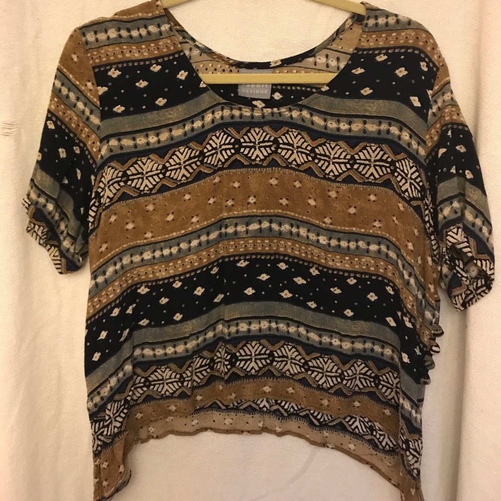 🦋Cool pattern cropped top