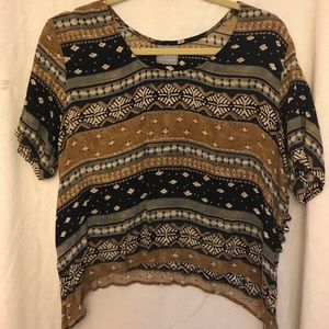 🦋Cool pattern cropped top