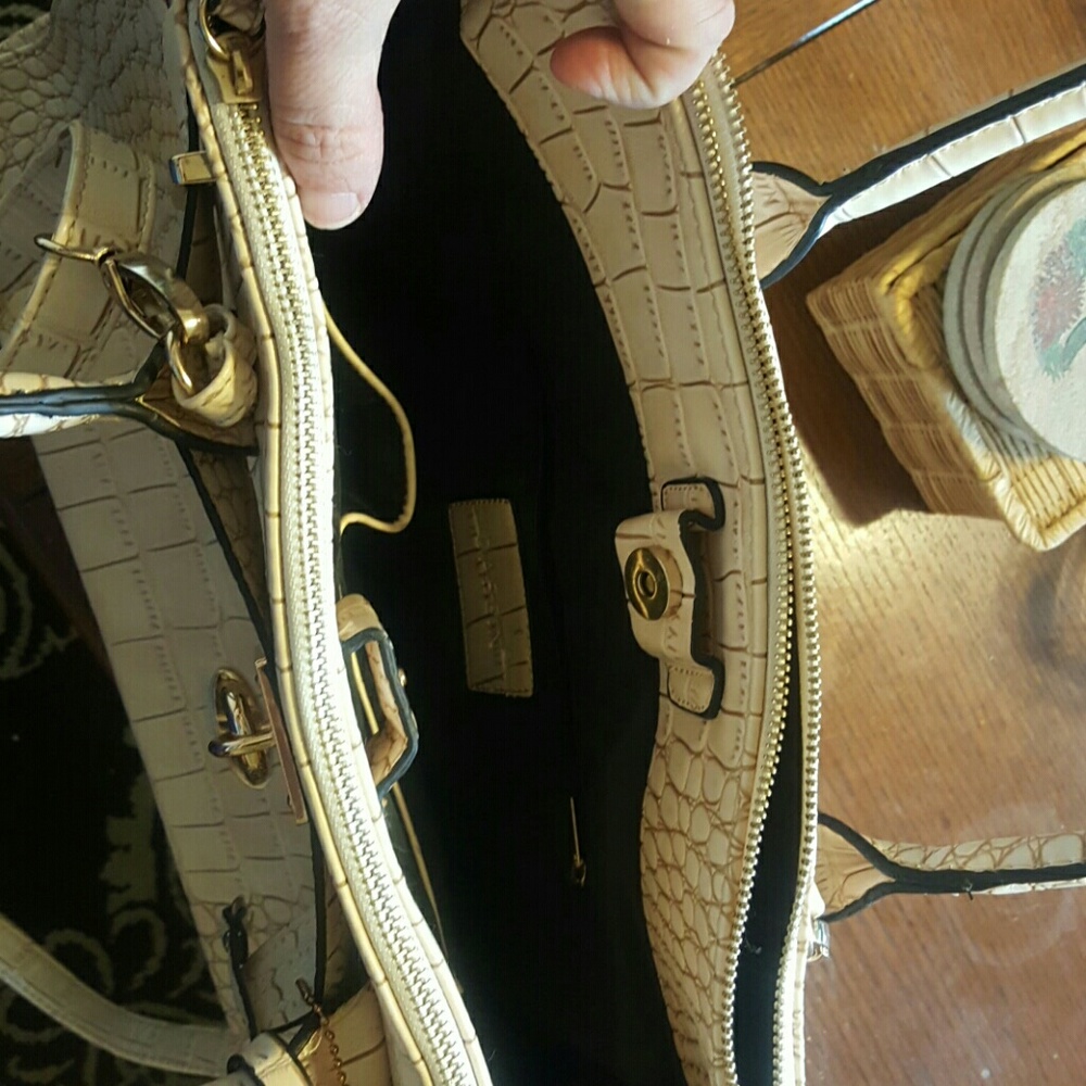 Bag - Picture 3 of 3