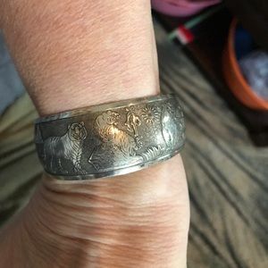 Egyptian Cuff Bracelet🍉