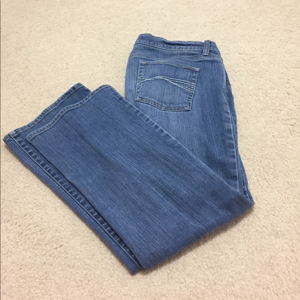 Boot Cut Ultra Low Waist (Short)