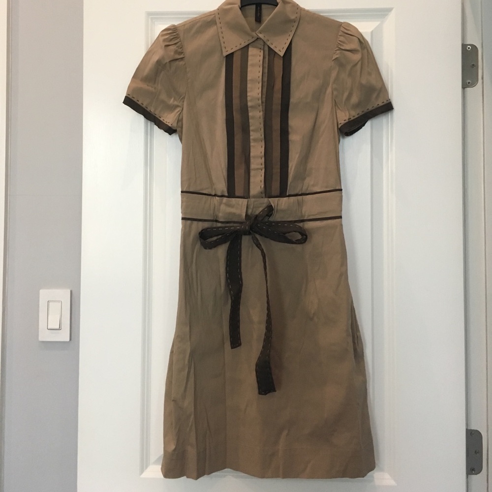 BCBG khaki dress with tie waist sz0