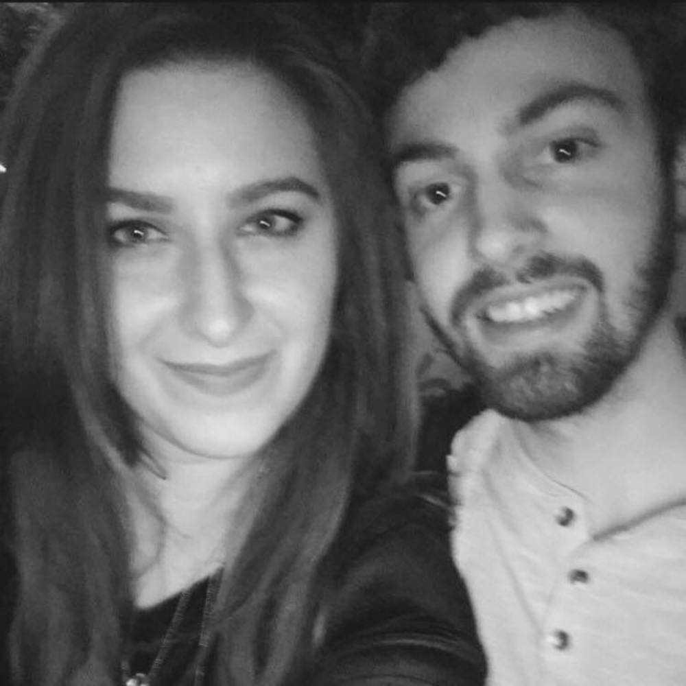 Meet your Posher, Hilary