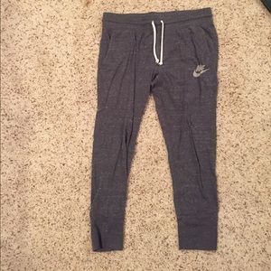 Nike joggers