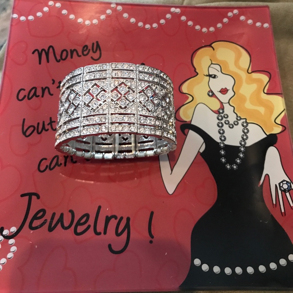 Pretty Rhinestone bracelet🍉