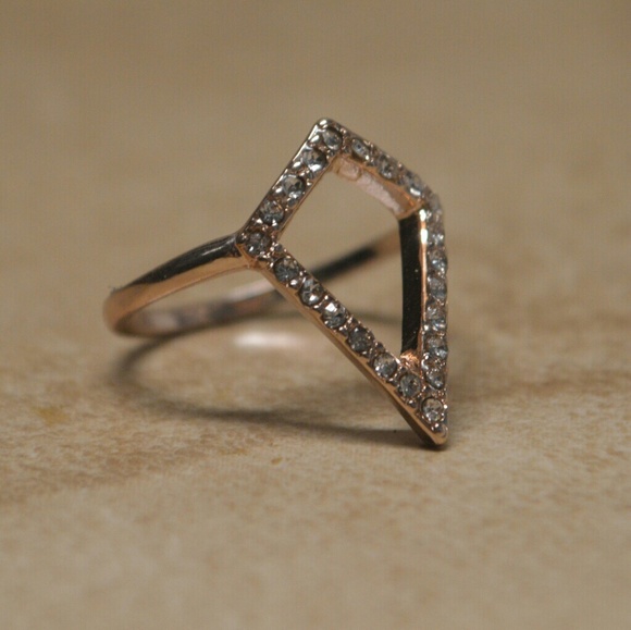 Last One!! New Rose Gold Midi Knuckle Pave Ring - Picture 3 of 3