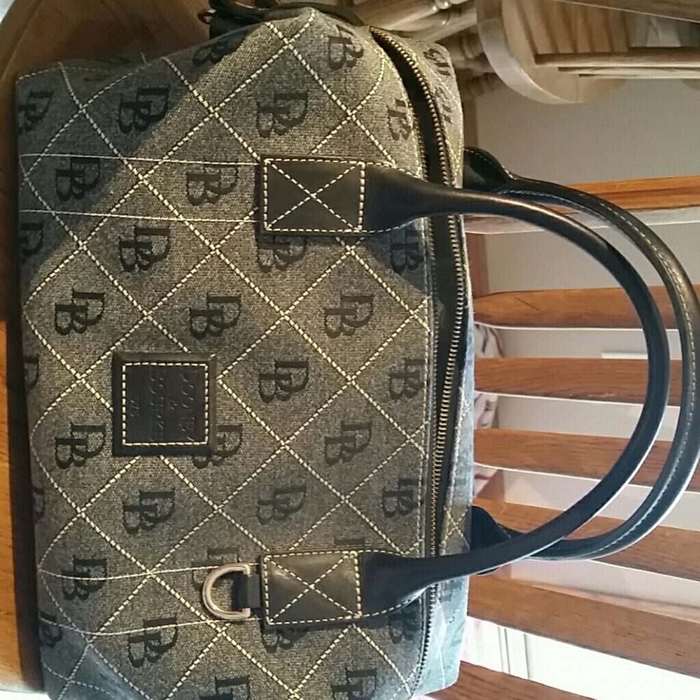Dooney & Bourke small duffle handbag