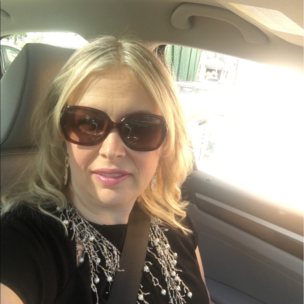 Meet your Posher, Amy