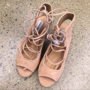 Tan lace up pumps
