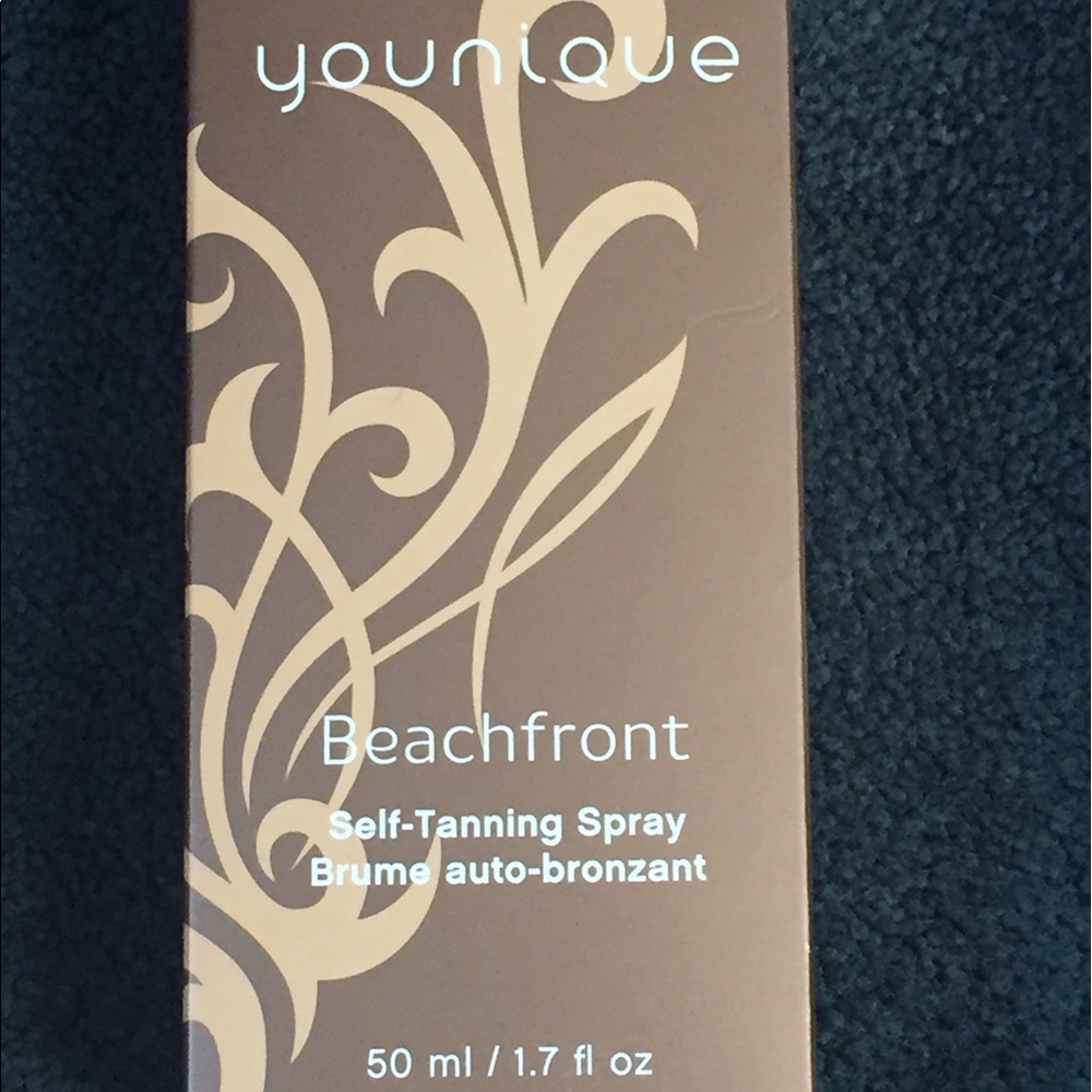 Younique Beachfront Spray