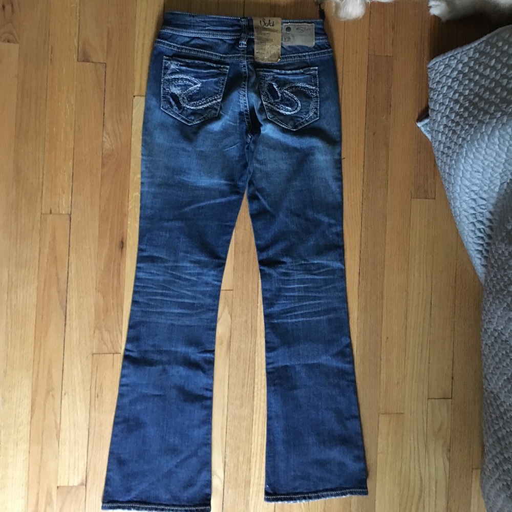 NWT Suki W28 L33 mid / boot jeans