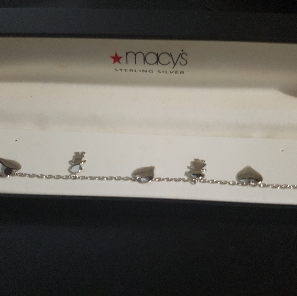 Charm bracelet