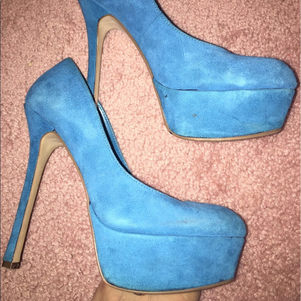 Baby blue Steve Madden heels