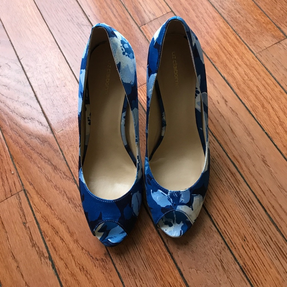 Liz Claiborne shoes