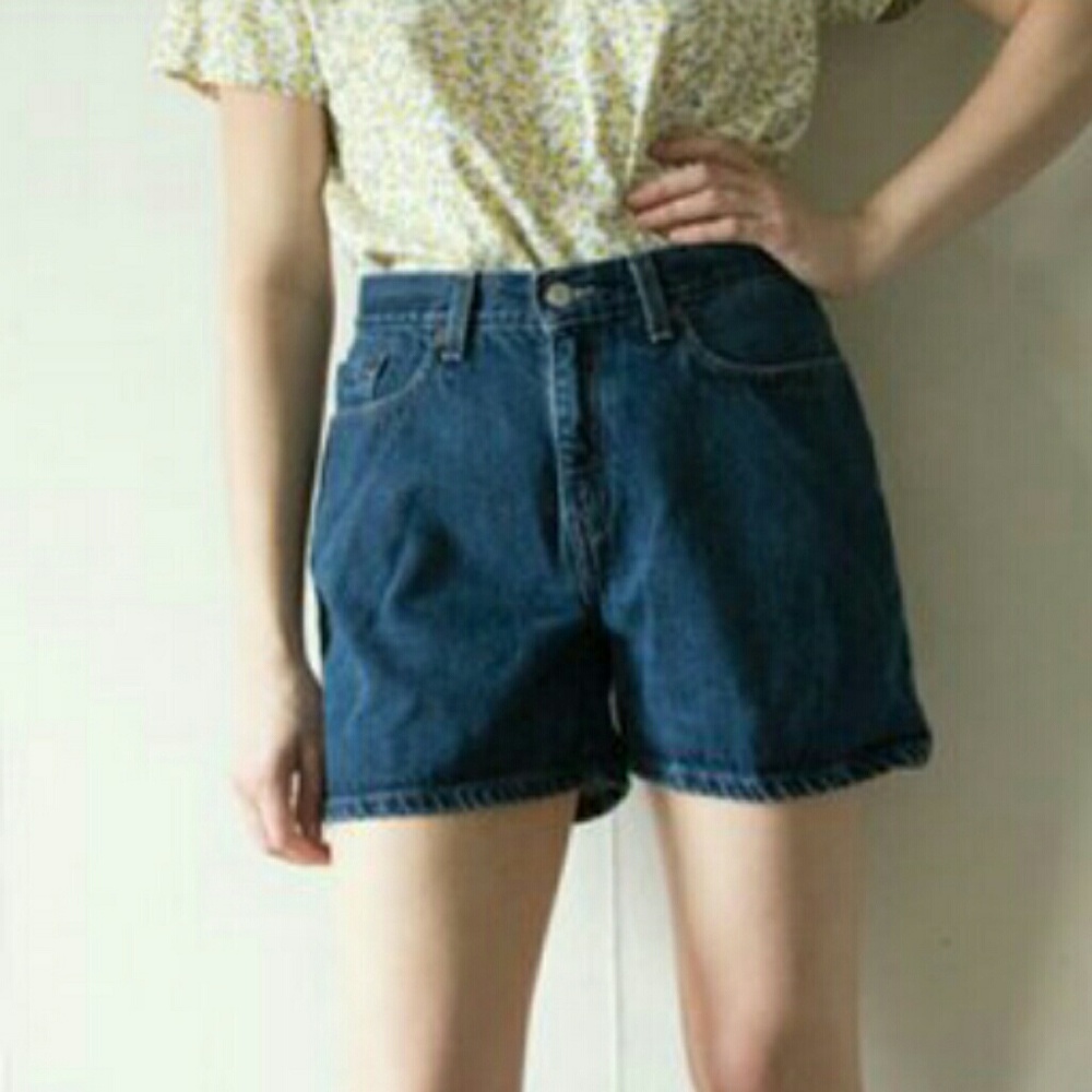 Levis VINTAGE denim shorts