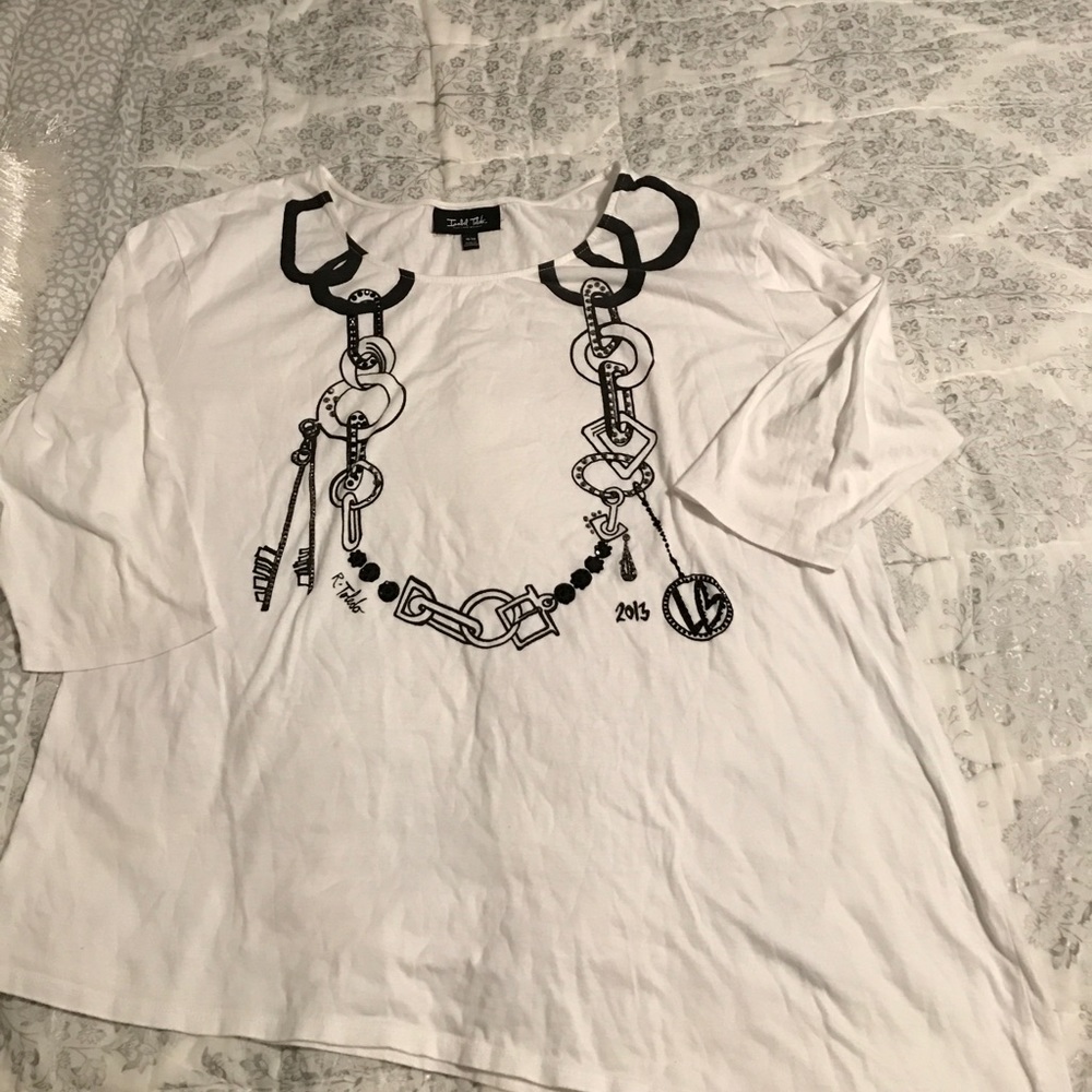 Isabel Toledo white 3/4 sleeve shirt w/design 18