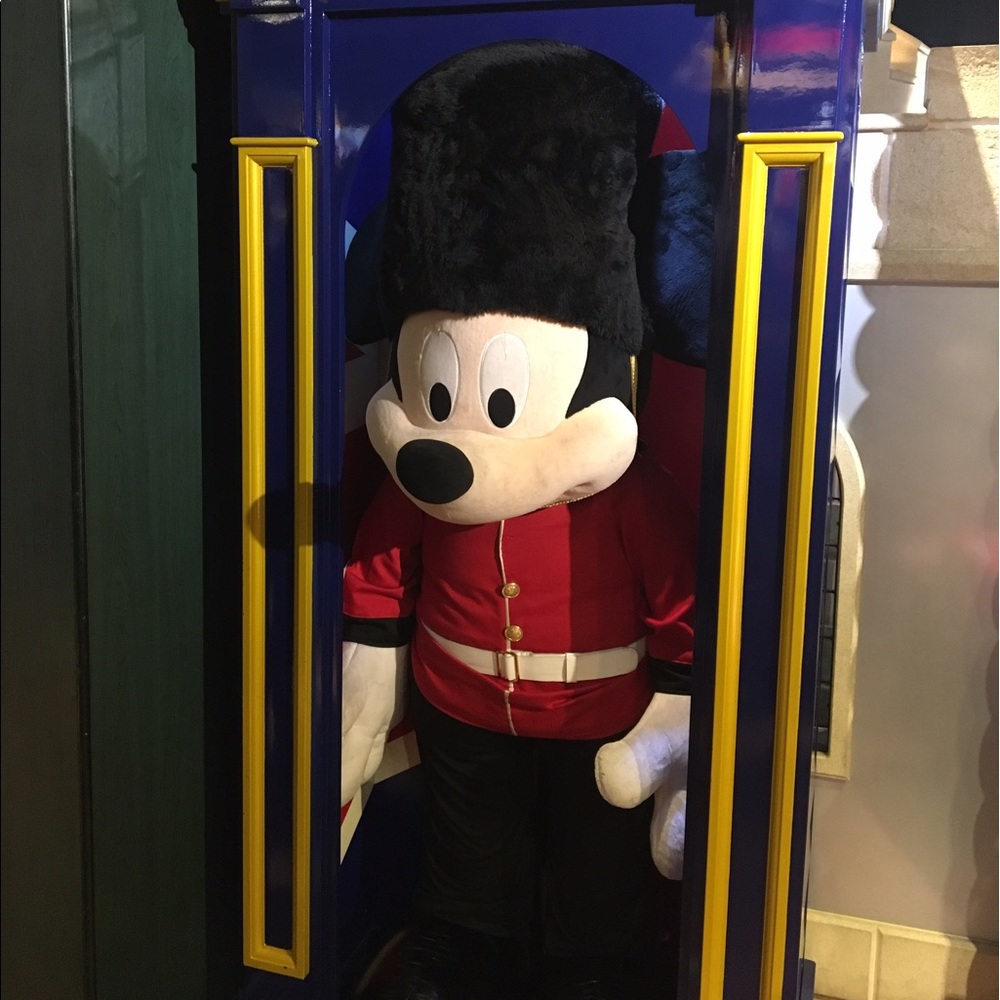 Meet your Posher, Digiana