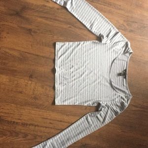 Long sleeved crop top