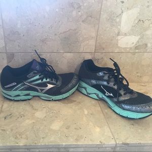 Mizuno Wave Inspire 9