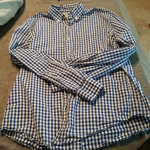 J. Crew casual button down. - Picture 3 of 3